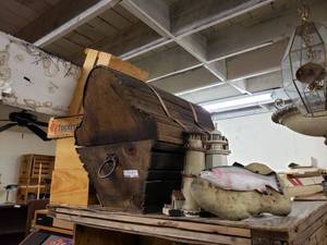 lot 1224 image: LARGE CUSTOM MADE TREASURE CHEST, LIGHTHOUSES, SINGING FISH AS SHOWN.
