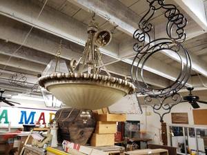 lot 1229 image: LOT OF LIGHT FIXTURES IN STYLES SHOWN.