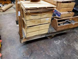 lot 1236 image: VINTAGE RAILROAD STYLE CART AS SHOWN. CONTENTS NOT INCLUDED (DELAYED PICK UP BETWEEN 200 PM AND 400 PM)