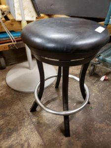 lot 1238 image: SWIVELING STOOL IN STYLECOLOR SHOWN.