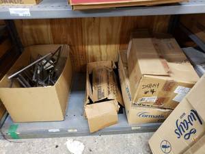 lot 1318 image: CONTENTS OF SHELF (TIER 4) AS SHOWN.