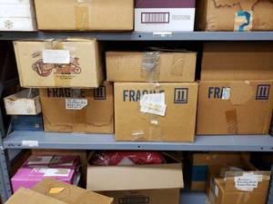 lot 1322 image: CONTENTS OF SHELF (TIER 3) AS SHOWN.