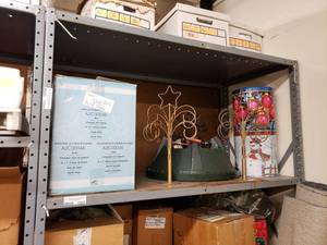 lot 1327 image: CONTENTS OF SHELF (TIER 1) AS SHOWN.