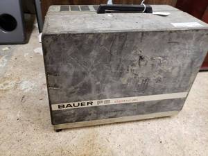 lot 1335 image: VINTAGE BAUER P6 PROJECTOR