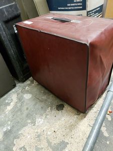 lot 1534 image: VINTAGE PORTABLE SPEAKER SYSTEM IN STYLE SHOWN WITH CASE.