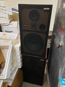 lot 1368 image: VINTAGE PIONEER 3-WAY SPEAKERS MODEL CS-G303 AS SHOWN.