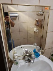 lot 931 image: FRAMED MIRROR AS SHOWN.