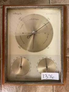 lot 1376 image: VINTAGE AIRGUIDE BAROMETER AS SHOWN.