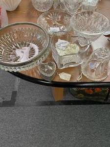 lot 1422 image: ASSORTED GLASS BOWLS AND MORE AS SHOWN.
