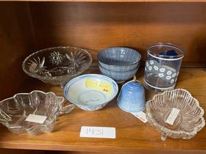 lot 1431 image: GLASS BOWLS, CERAMIC BELL AND MORE AS SHOWN.