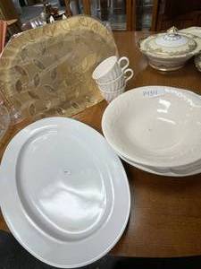 lot 1434 image: LOT OF BOWLS, PLATTERS, AND MORE AS SHOWN.