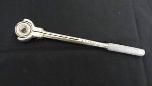 lot 11 image: S-K 11 Swivel Head Ratchet -38 Drive- Made in USA