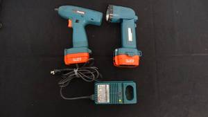 lot 44 image: Makita Cordless 38 Square Drive (9607D) and Makita Flashlight (ML903) w 2 Batteries (9100) &amp Charger (DC9700)