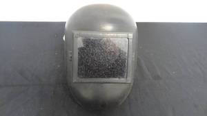 lot 49 image: Marquette Welding Helmet