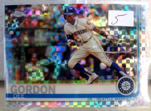 lot 5 image: $$$ 2019 Topps Chrome Dee Gordon #196 Prizim Refractor parallel