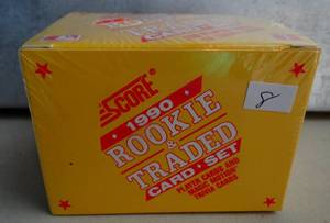 lot 8 image: 1990 Score Rookies & Traded Baseball Cards Complete Set Factory Sealed Box - FRANK THOMAS RC