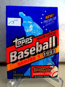 lot 15 image: 1993 TOPPS BASEBALL WAX PACK - PULL A DEREK JETER (RC) POSSIBLE MINT - value $400