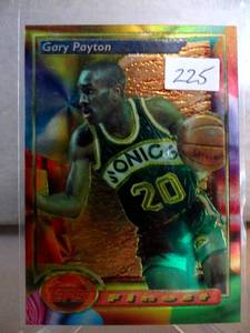 lot 225 image: 1993-94 Topps Finest #140 Gary Payton Seattle Supersonics -Hall Of Fame