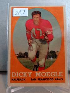 lot 227 image: VINTAGE 1958 Topps Dick Dicky Moegle #124 San Francisco 49ers VGEX