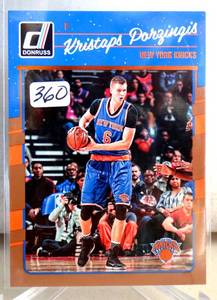 lot 360 image: Kristaps Porzingis 2016-17 Donruss Optic #60 New York Knicks