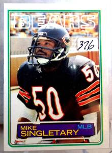 lot 376 image: ROOKIE - MIKE SINGLETARY 1983 TOPPS CHICAGO BEARS HOF ROOKIE RC