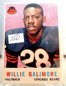 lot 250 image: VINTAGE 1959 Topps #145 Willie Galimore VGEX