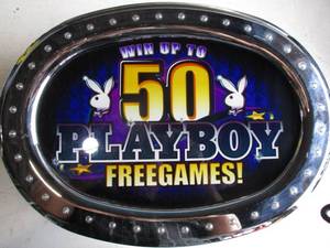 lot 4 image: Collectible Slot Machine Sign