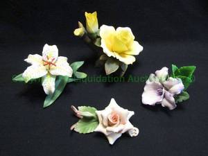 lot 106 image: Capodimonte Italy and Lennox ceramic flowers