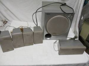 lot 99 image: Sony surround sound speaker system