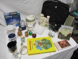lot 80 image: Lot Of -This And Thats- Just For Fun