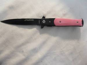 lot 133 image: PINK AND BLACK-SPRING-ASSISTED TACTICAL FOLDING KNIFE BLACK SHARP STILETTO 4-BLADE, PINK ACRYLIC HANDLE, BELT CLIP
