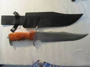 lot 144 image: Colbalt, 440-SS- Bowie Style Hunting Knife, About 10 Blade