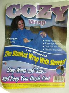 lot 172 image: 6-COZY WRAPS-The Original Blanket Wrap With Sleeves, One Size Fits Most Adults,