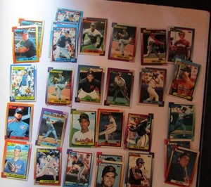 lot 15 image: TOPPS 1990- Various Players and Teams. Cards 704-744. Not consecutive. 28 cards total. Good condition, edges slightly worn. A few cards are worn and faded.