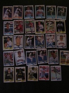 lot 90 image: � TOPPS   1990- Various Players and Teams. Cards 409-599. Not consecutive. 29 cards total. Good condition, slight fade and worn edges.