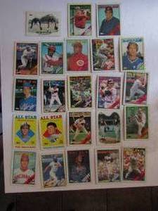 lot 123 image: TOPPS 1988- Various players and teams. Cards 111-600. Not consecutive. 23 cards total. Fair condition, faded and worn edges.
