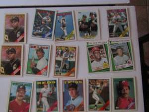 lot 124 image: TOPPS 1988- Various players and teams. Cards 607-788. Not consecutive. 15 cards total. Fair condition, faded and worn edges.