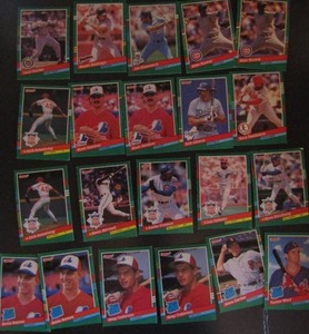 lot 211 image: � DONRUSS 1991- various teams and players. Cards 415-451. Not consecutive. 21cards total. Average condition, some bend, slight fade and worn edges.