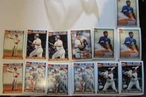 lot 279 image: � TOPPS �40 YEARS OF BASEBALL�- Various teams and players. Cards 384-389. Not consecutive. 13 cards total. Good conditions, slight fade.