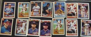 lot 298 image: � TOPPS �40 YEARS OF BASEBALL�- Various teams and players. Cards 585-599. Not consecutive. 14 cards total. Good conditions, slight fade.