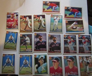 lot 299 image: TOPPS �40 YEARS OF BASEBALL�- Various teams and players. Cards 600-614. Not consecutive. 19 cards total. Good conditions, slight fade.