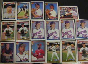 lot 295 image: � TOPPS �40 YEARS OF BASEBALL�- Various teams and players. Cards 559-568. Not consecutive. 17 cards total. Good conditions, slight fade.