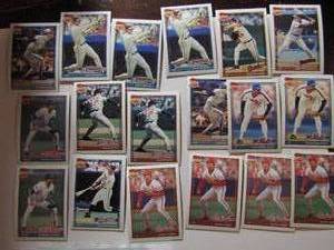 lot 293 image: ��� TOPPS �40 YEARS OF BASEBALL�- Various teams and players. Cards 539-547. Not consecutive. 18 cards total. Good conditions, slight fade.