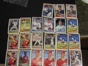 lot 306 image: ����� TOPPS �40 YEARS OF BASEBALL�- Various teams and players. Cards 701-714. Not consecutive. 21 cards total. Good conditions, slight fade.