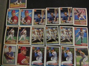 lot 303 image: ��� TOPPS �40 YEARS OF BASEBALL�- Various teams and players. Cards 658-671. Not consecutive. 19 cards total. Good conditions, slight fade.