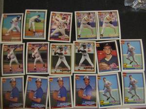 lot 310 image: � TOPPS �40 YEARS OF BASEBALL�- Various teams and players. Cards 747-757. Not consecutive. 17 cards total. Good conditions, slight fade.