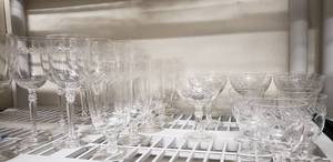 lot 124 image: Matching Set of Clear Glassware