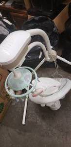 lot 156 image: Fisher Price Automatic Baby Swing missing some screws but easily replaced, FOR PARTS ONLY
