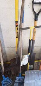 lot 94 image: Shovels and Rakes, Yard Tools