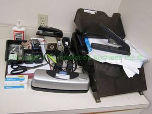 lot 31 image: Assorted office supplies as shown